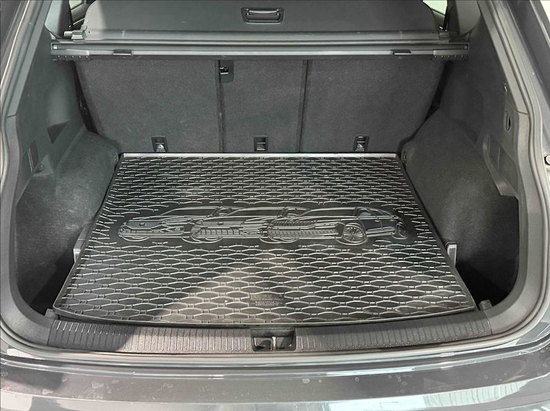 Seat Tarraco 2,0 TSI FR 1.MAJITEL 4X4 AT - fotka 20 z 23
