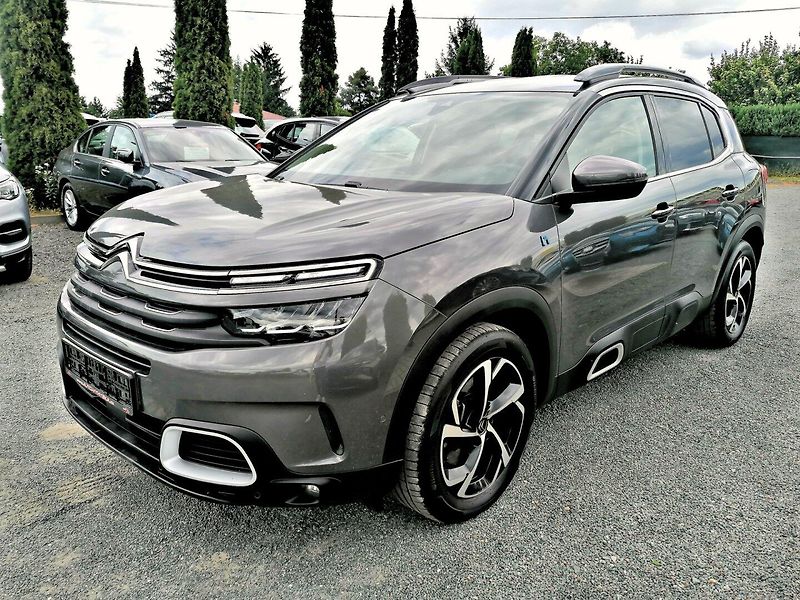 Citroën C5 Aircross (2021) 1.6 Hybrid Plug-in 225E - fotka 2 z 43