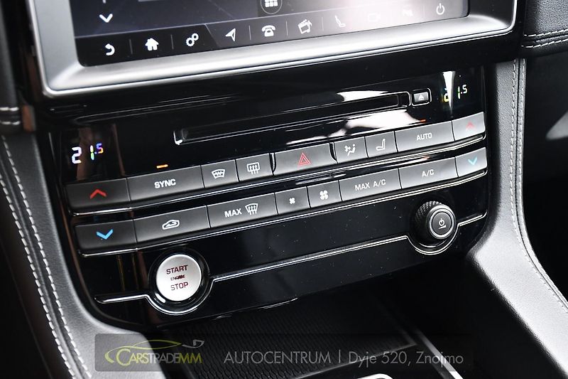 Jaguar F-Pace 2.0 R-SPORT MERIDIAN  - fotka 33 z 54