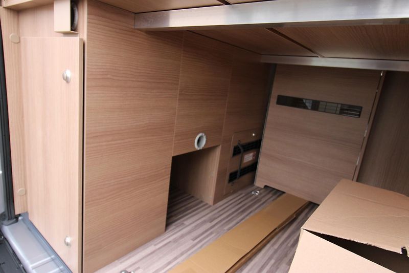 Malibu (2026) Van 640 FC výprodej - fotka 17 z 57