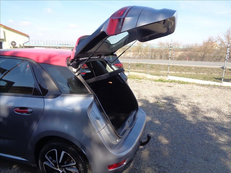 Citroën C4 Picasso 1,6 - fotka 16 z 17
