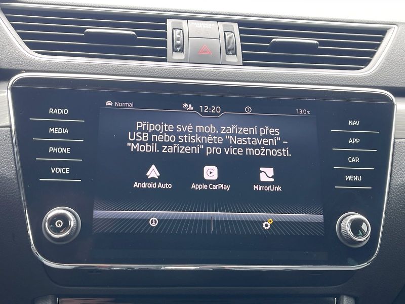 Škoda Superb (2022) 2.0 TDI 147kW DSG Style Plus c - fotka 18 z 35