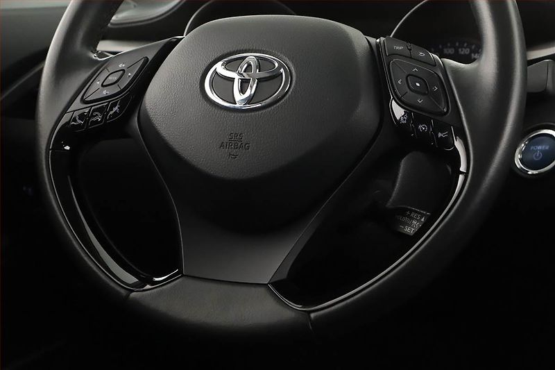 Toyota C-HR (2023) Comfort 1.8 Hybrid, COMFORT - fotka 17 z 18
