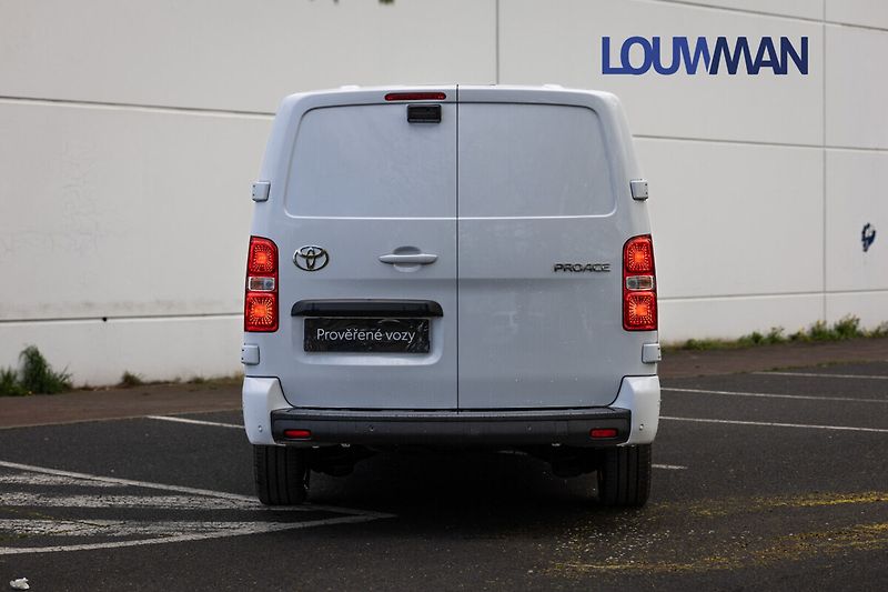 Toyota ProAce 2,0   Panel Van 144 L2 COMFORT - fotka 18 z 21