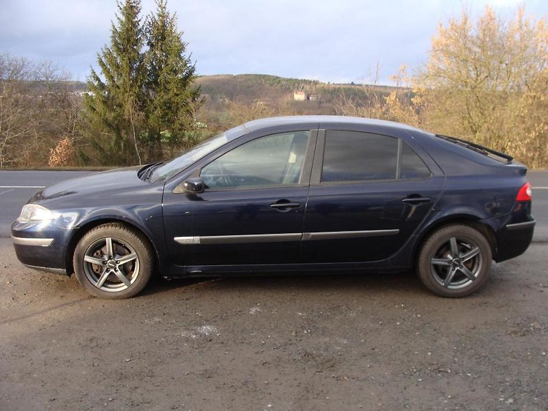Renault Laguna 1.9 DCi, Servisní kniha - fotka 2 z 27