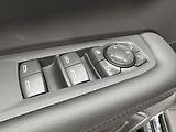 Chevrolet Tahoe RST 6,2 V8 - náhled 31