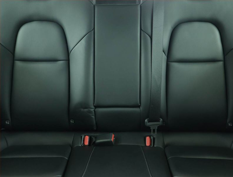 Tesla Model 3 (2021) Long Range 4WD 74kWh, SoH 88% - fotka 10 z 20