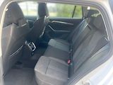 Škoda Octavia 2,0 TDI Style DSG - náhled 8