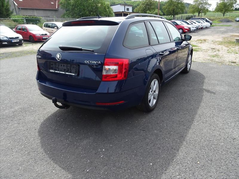 Škoda Octavia 1,5 TSi 110 kW - fotka 9 z 22