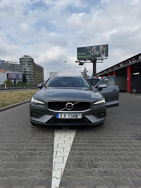 Volvo V60 (2020) - fotka 7 z 10