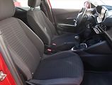 Peugeot 2008 (2020) 1.2 PureTech, ČR,1.maj - náhled 9