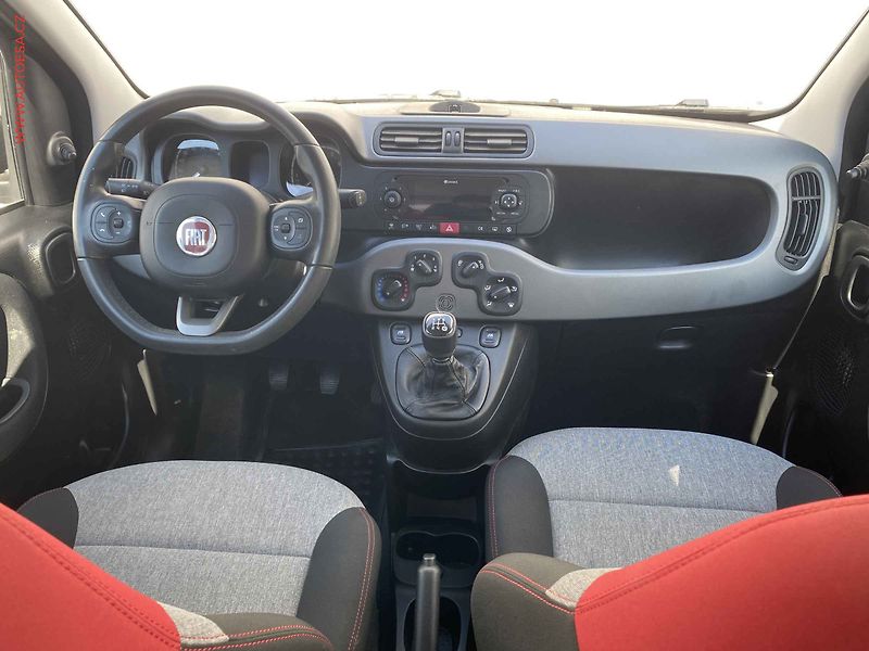 Fiat Panda (2019) 1.2 i VAN 2.místa, Klima - fotka 8 z 12