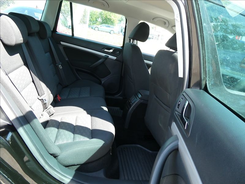 Škoda Octavia 1,4 TSi 90kW po servise, závěs - fotka 28 z 45