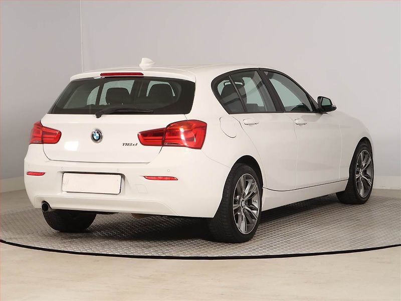 BMW Řada 1 (2015) 116d, Serv.kniha, Tempomat - fotka 5 z 18