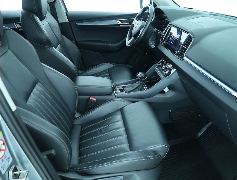 Škoda Karoq (2018) Style Plus 1.6 TDI, Automat - fotka 9 z 23