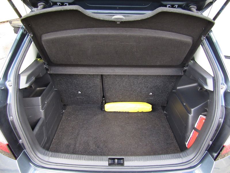 Škoda Fabia (2019) 1.0 MPI 55kW TOP QUALITY - fotka 24 z 39