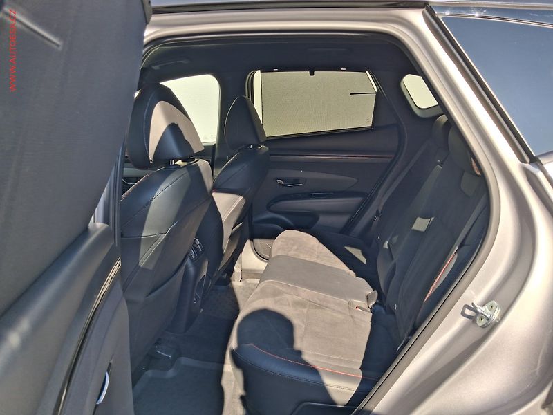 Hyundai Tucson (2022) 1.6 T-GDi 4X4, 1.maj,ČR, N - fotka 10 z 17