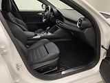 Alfa Romeo Giulia 2.0T VELOCE Q4 AUT  - náhled 23