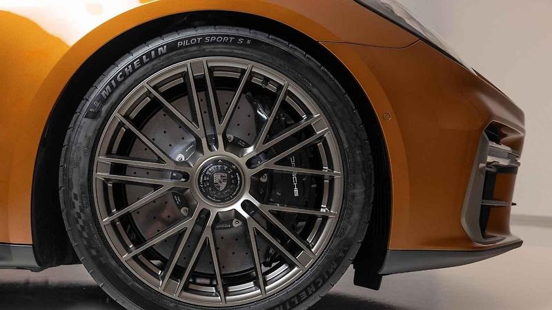 Česká premiéra Porsche Panamera v pražském bytě