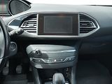 Peugeot 308 (2016) 1.6HDI, navi, autoAC - náhled 11