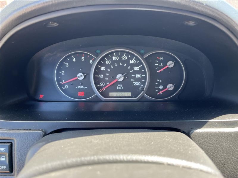 Kia Carnival 2,9 CRDi 6.MÍST STK 5/2028 - fotka 22 z 31