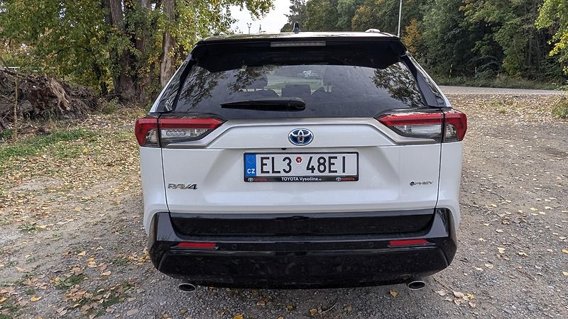 Toyota RAV4 (2025) EXECUTIVE PHEV 4x4, JBL 2,5l   - fotka 3 z 27