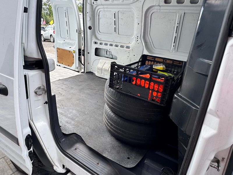 Ford Transit Connect (2011) 1.8 TDCi - fotka 24 z 28