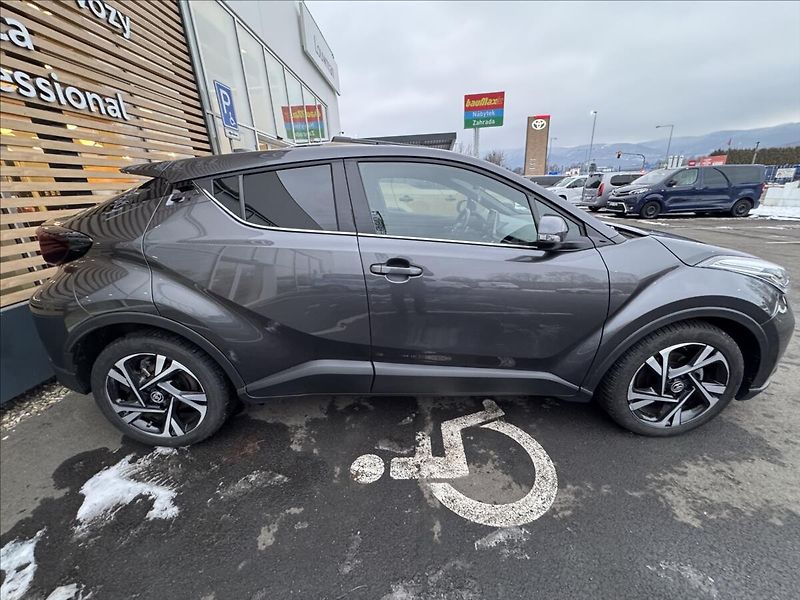 Toyota C-HR 1,8 STYLE - fotka 17 z 17