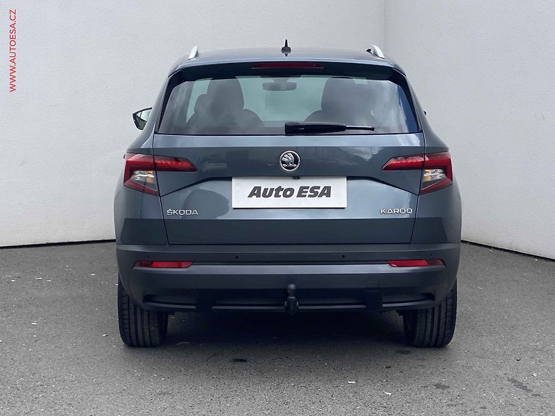 Škoda Karoq (2019) 1.5 TSi, Style, TZ, LED, navi - fotka 5 z 17