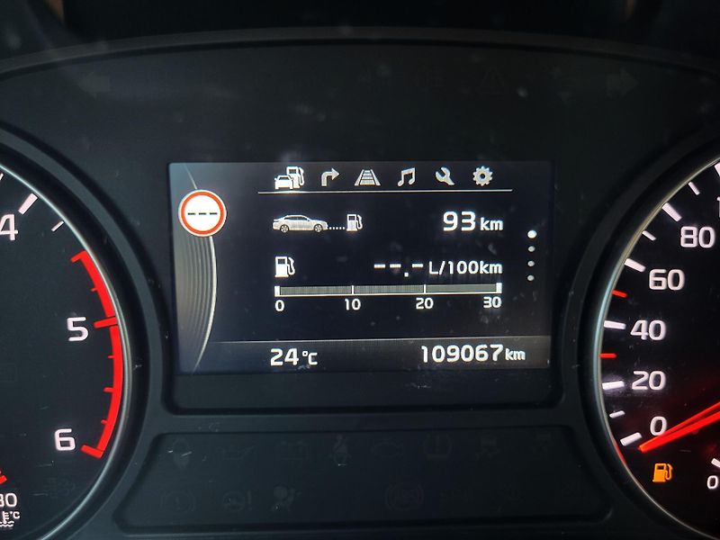 Kia Optima 1.7 CRDi 16V 104kW EXCLUSIVE - fotka 11 z 44
