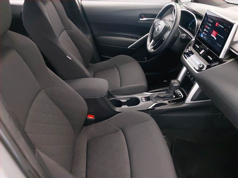 Toyota Corolla Cross (2024) Style 2.0 Hybrid 2WD - fotka 9 z 18