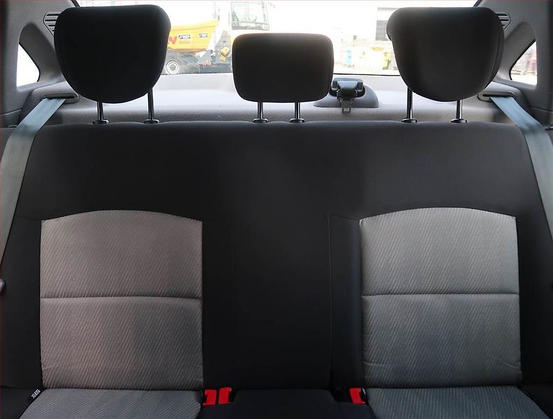 Renault Thalia (2011) 1.2 16V, Tažné, v dobrém stavu - fotka 10 z 13