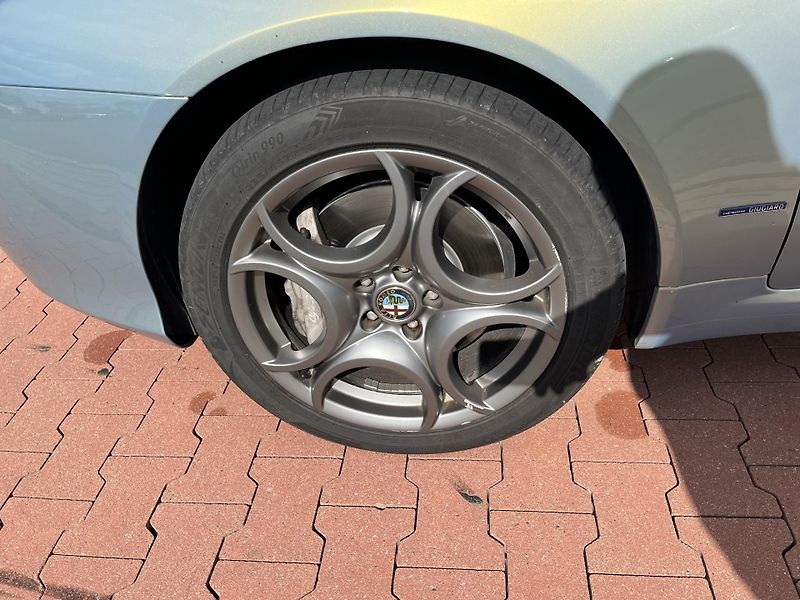 Alfa Romeo Brera 3.2 JTS ČR - fotka 34 z 37