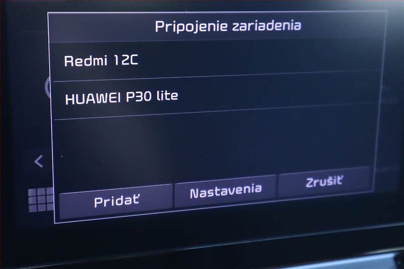 Kia Ceed (2022) Gold 1.5 T-GDI, Serv.kniha - fotka 16 z 23