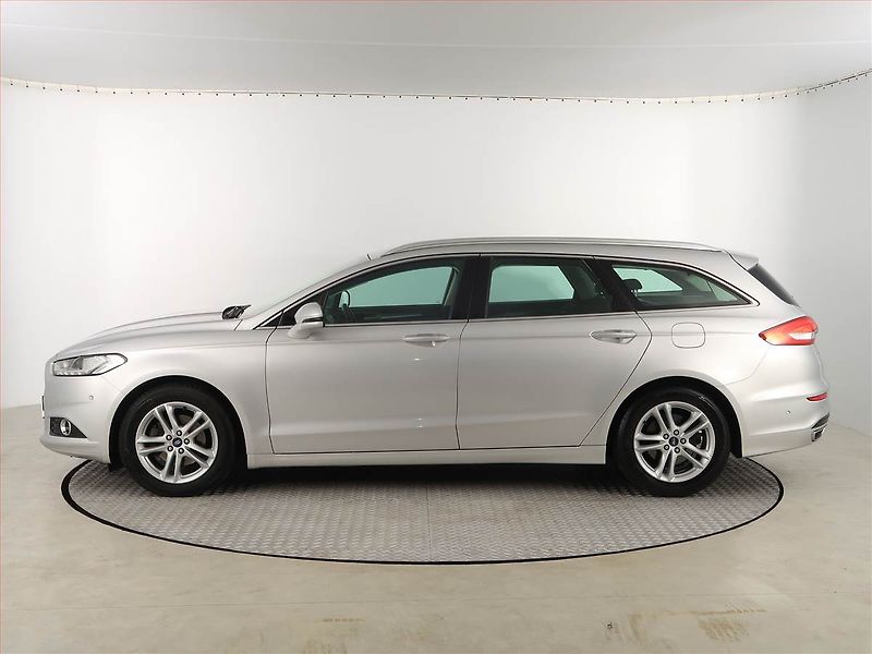 Ford Mondeo (2018) Edition 2.0 TDCI, Automat - fotka 3 z 18