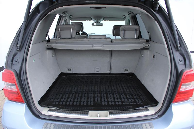 Mercedes-Benz Třídy M ML 350 CDI 170kW 4MATIC ČR - fotka 12 z 22