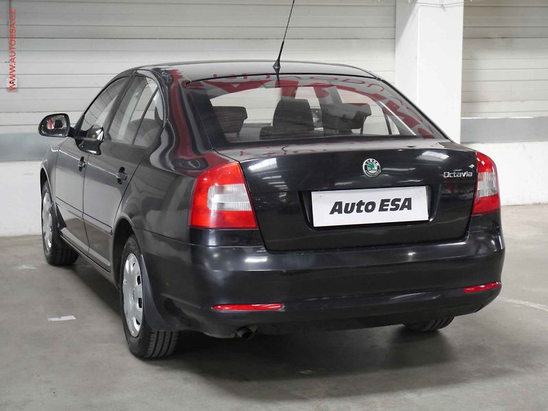 Škoda Octavia (2010) 1.2 TSI, 2.maj,ČR, AC, STK8 - fotka 4 z 14