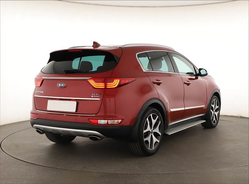 Kia Sportage (2016) 1.6 T-GDI, 4X4, Automat - fotka 5 z 21