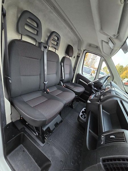 Citroën Jumper L1H1 2,2HDI 88kW - DPH - fotka 12 z 19