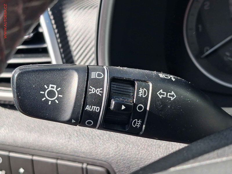 Hyundai Tucson (2019) 1.6 GDi 2WD, LED, navi - fotka 16 z 19