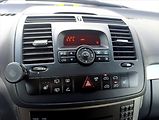 Mercedes-Benz Viano 3,0 CDi Automat SPANÍ 7míst - náhled 17