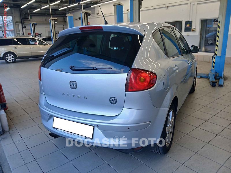 Seat Altea (2010) 1.4TSI, servis.kniha, AC - fotka 2 z 3