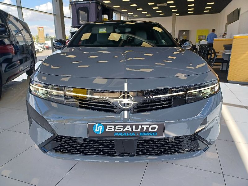 Opel Astra (2026) ST GS Hybrid 1,2T 145k Automat - fotka 2 z 52