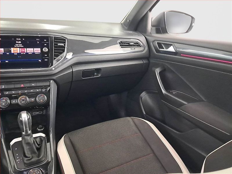Volkswagen T-Roc (2018) Sport 2.0 TDI 4Motion - fotka 8 z 22