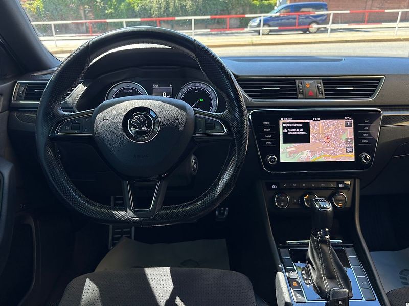 Škoda Superb 2.0TDI-AT/2018/SPORTLINE-ZÁRUK - fotka 23 z 55