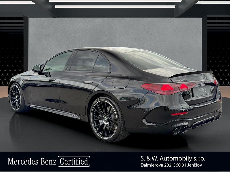 Mercedes-Benz Třídy E (2026) Mercedes-AMG E 53 HYBRID 4MATI - fotka 7 z 37
