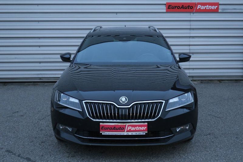 Škoda Superb (2017) 2.0 TDI 140kW 4x4 L&K DSG - fotka 6 z 50