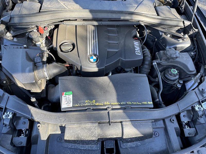 BMW X1 2.0 X-DRIVE 105KW - fotka 12 z 13