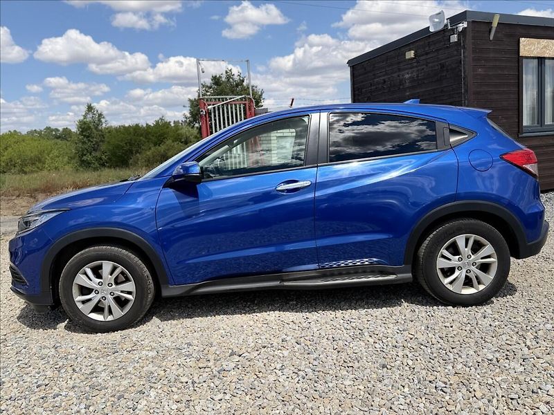 Honda HR-V 1,5 i-VTEC 96kW AUTOMAT TZ - fotka 8 z 27