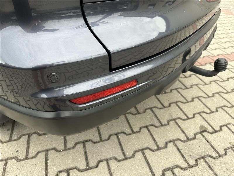 Honda CR-V 2,0 4x4 TOP TAŽNÉ - fotka 24 z 24